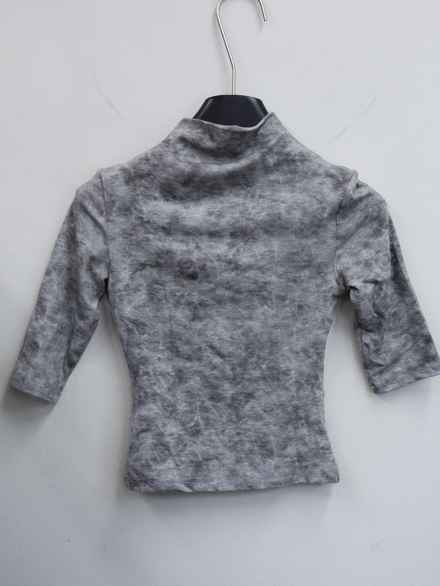Dust Long Sleeve A517
