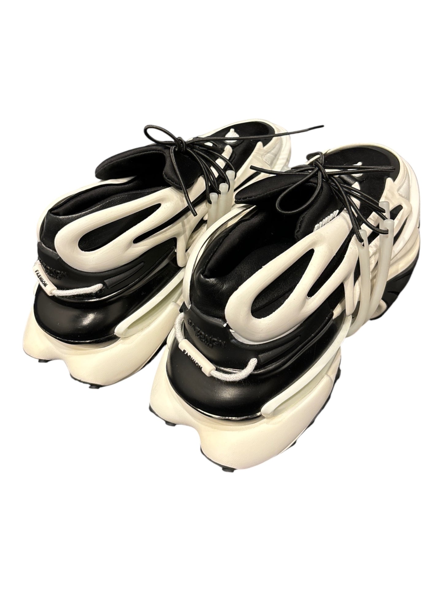 24R1 technical sneaker A684