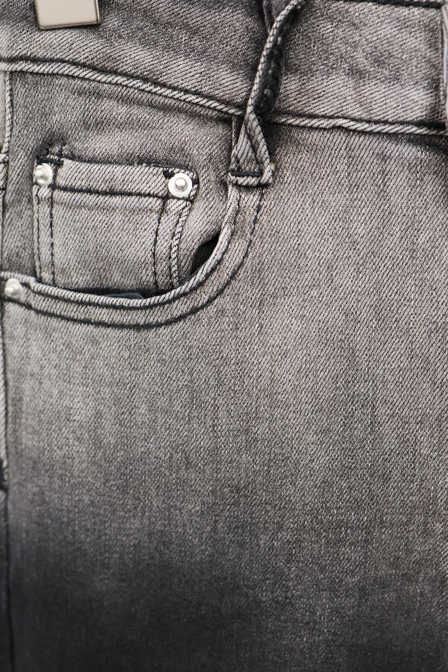 Ghost Fade Jeans A268