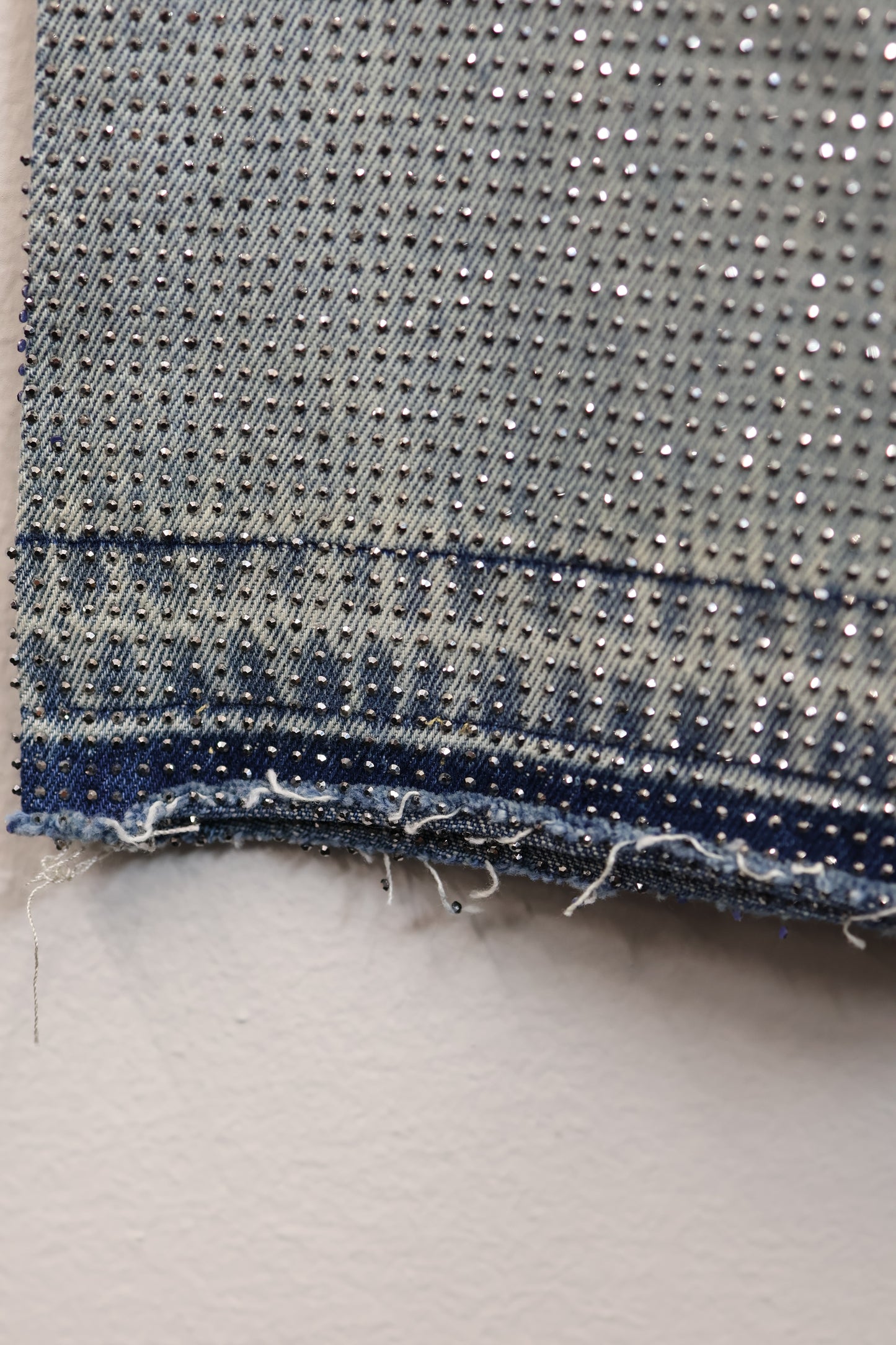 24-K18
stone loose denim A173