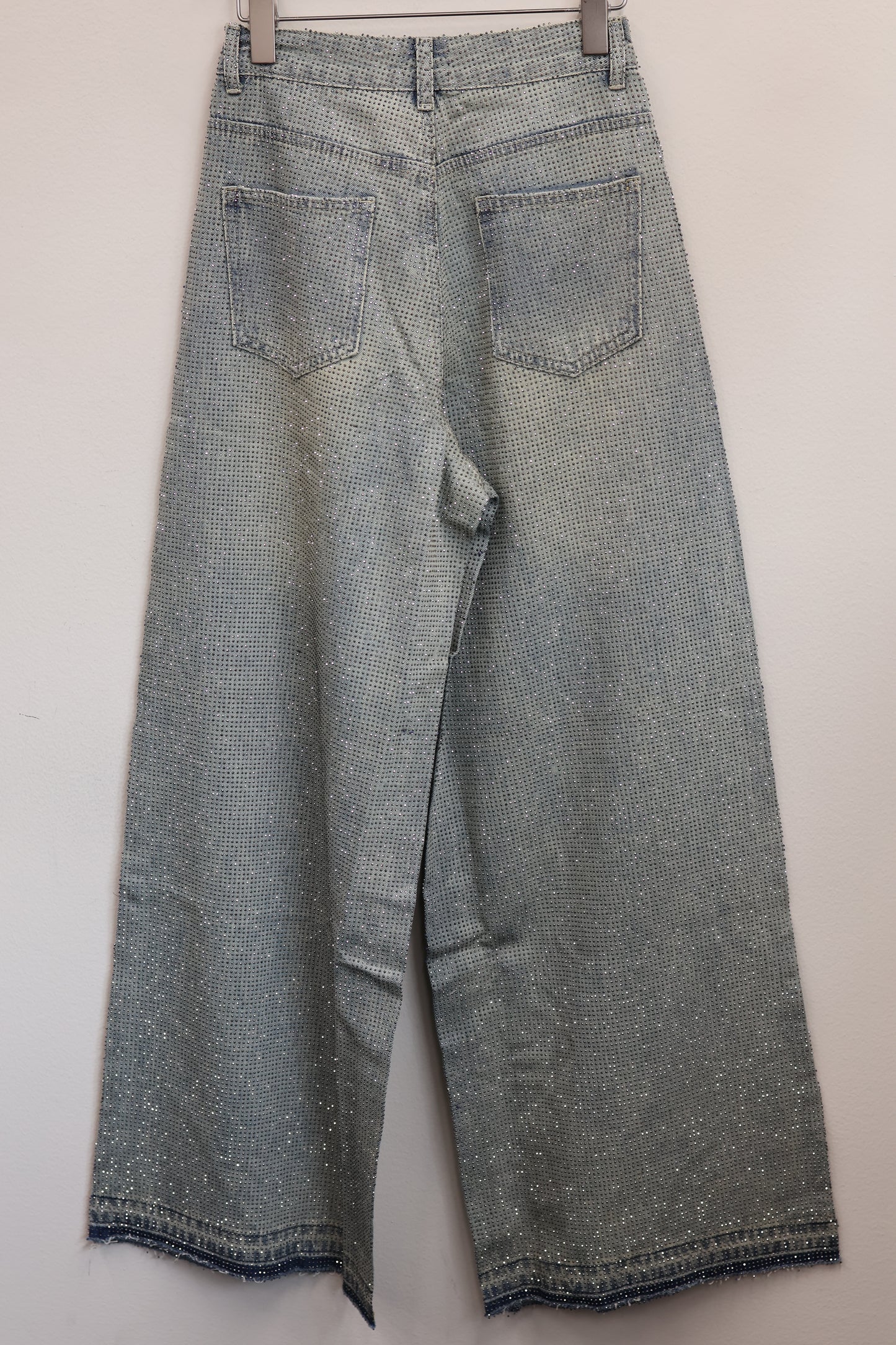 24-K18
stone loose denim A173