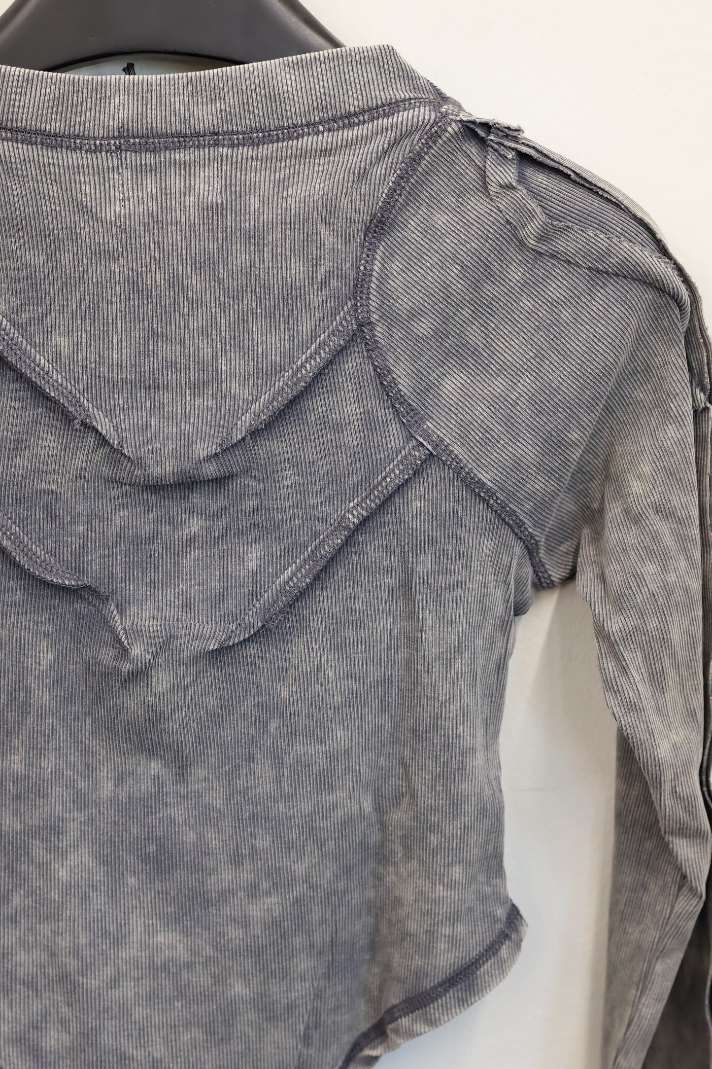 Acid Wash Edge L/S A284