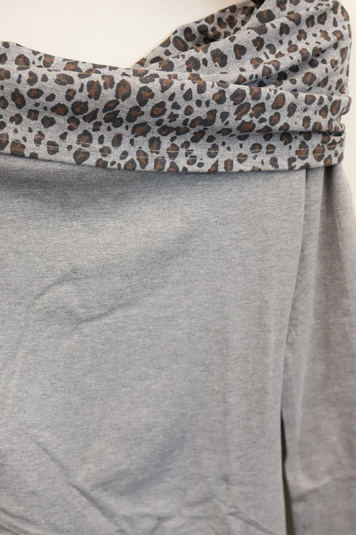 Leopard Fold Top A282