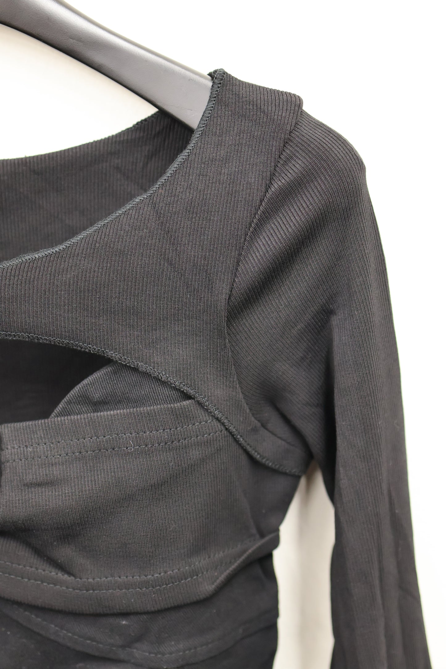 Cutout Twist Top A311