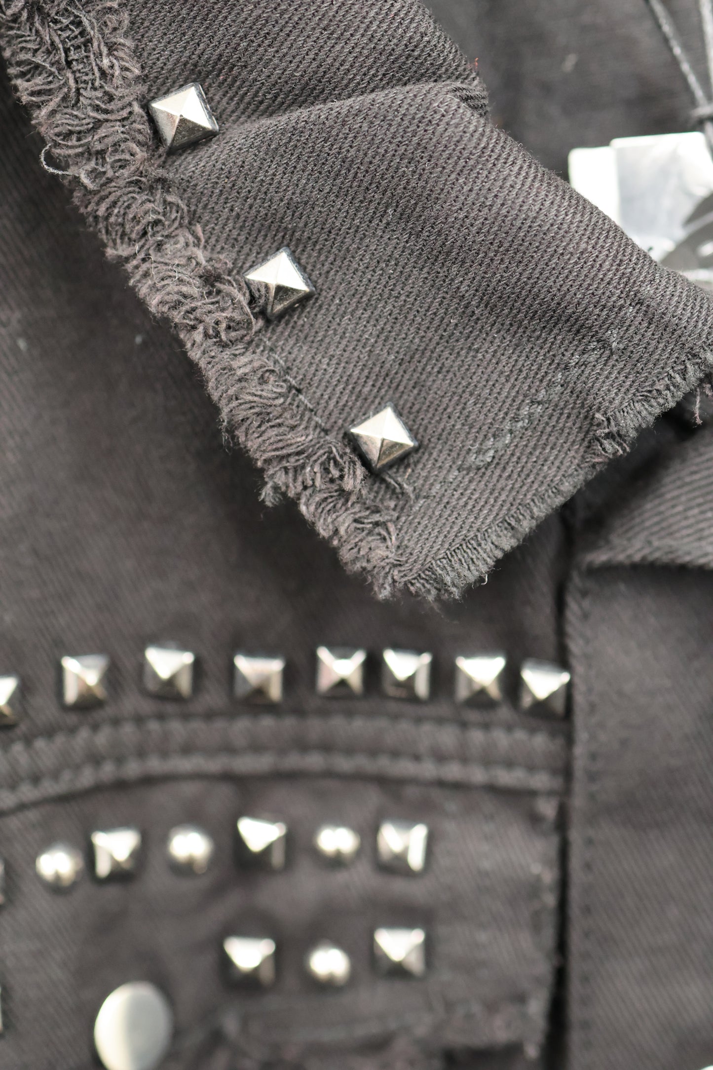 studs denim shirt A322