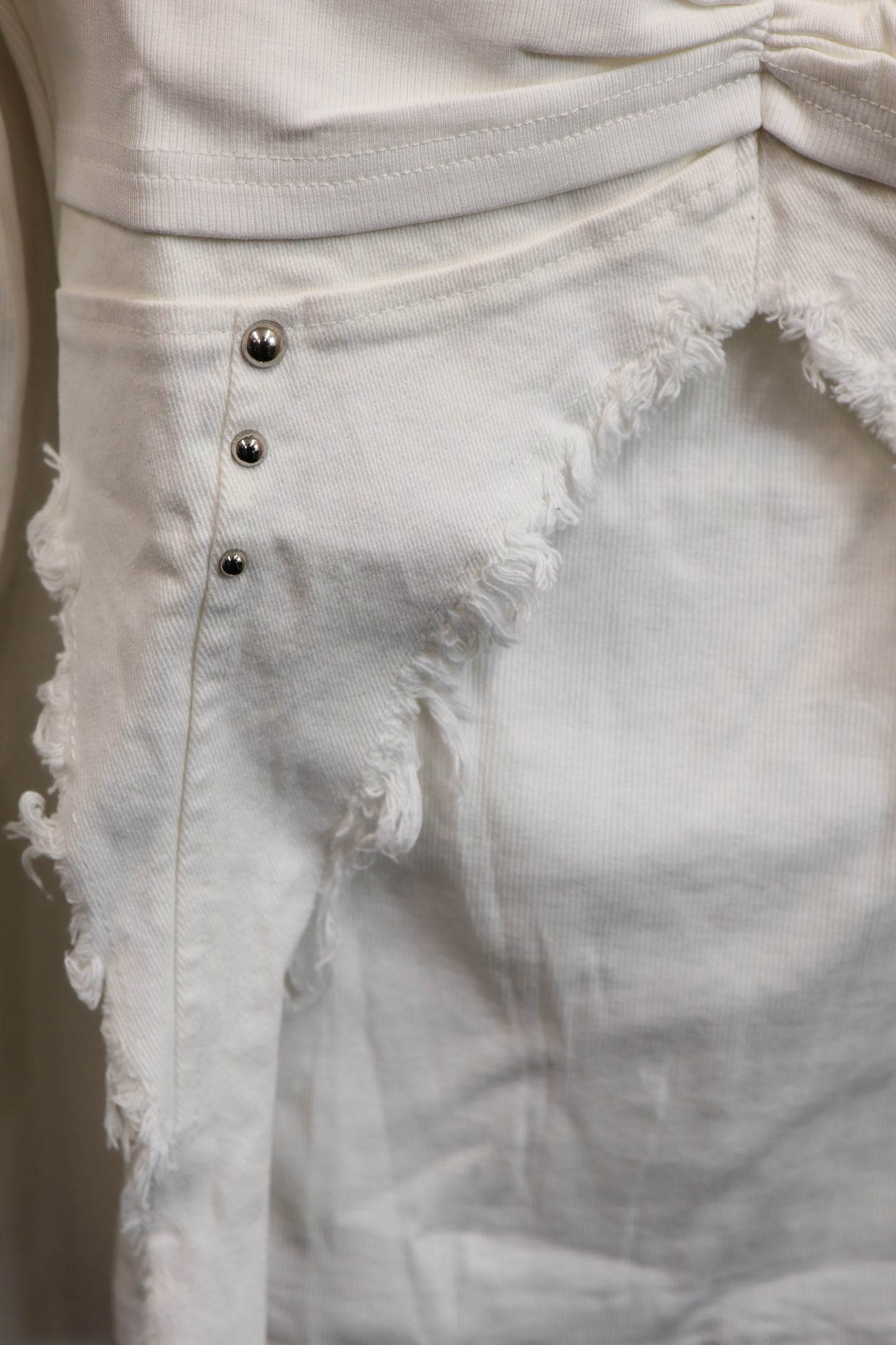 Cutout Twist Top A311