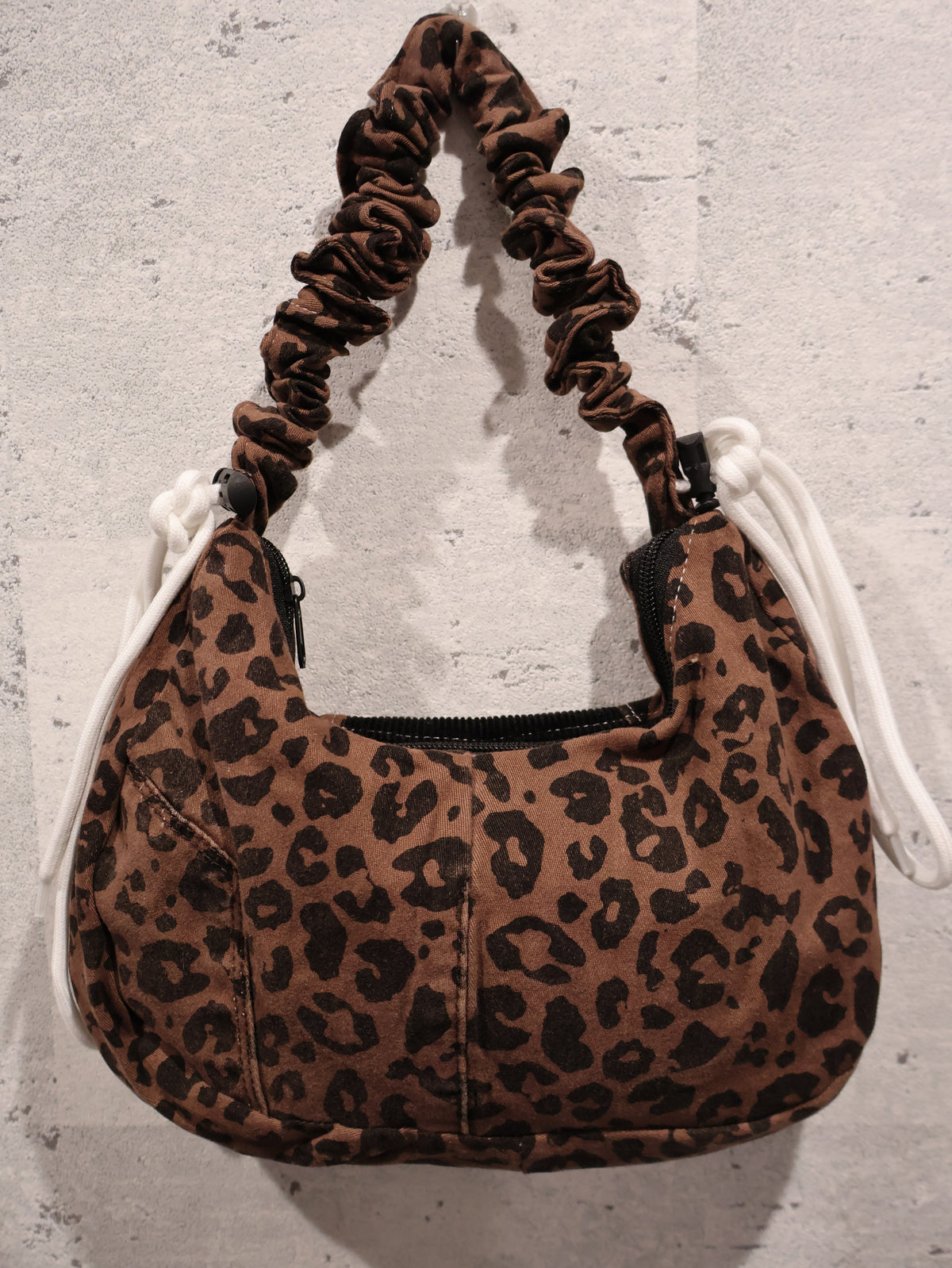 1618 remake leo bag RB39