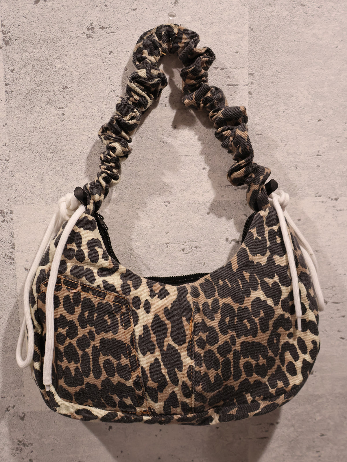 1618 remake leo bag RB50