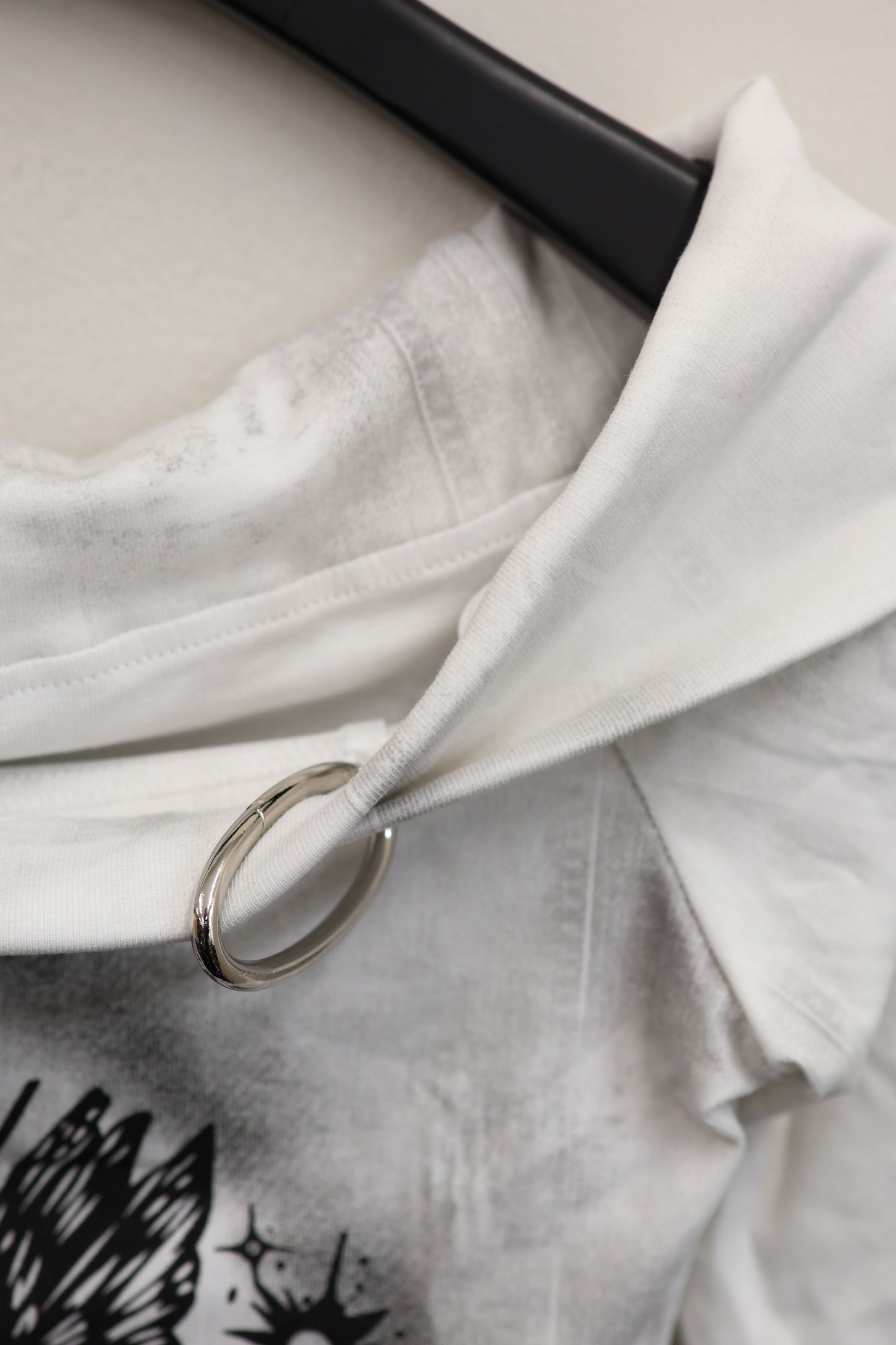 25-919 Angel Print Top A337