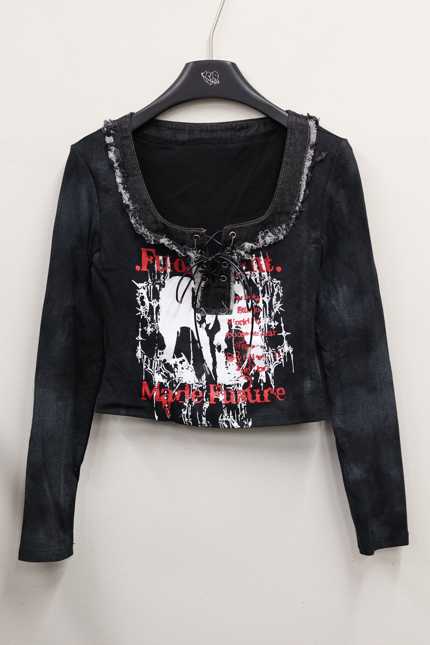 25-914 Lace Skull Top A356