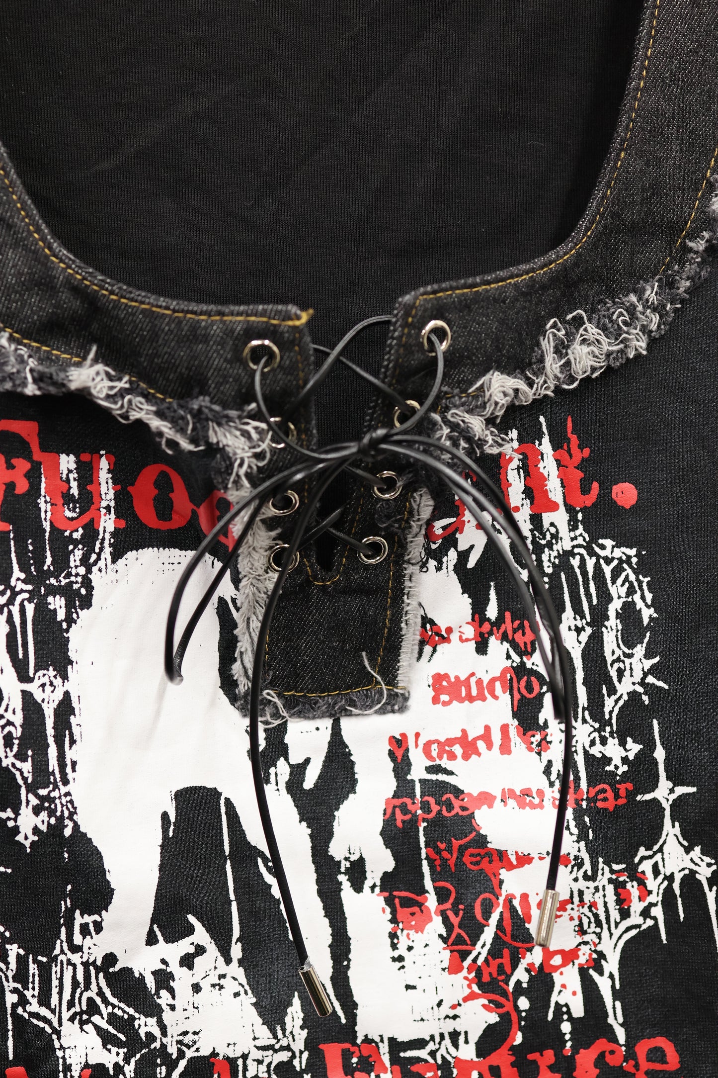 25-914 Lace Skull Top A356