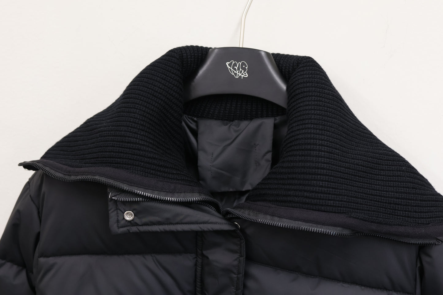 25-902 Frost Down A354