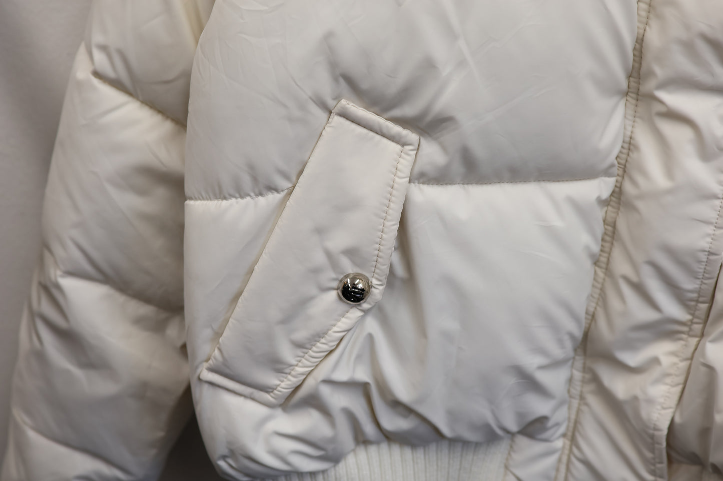 25-902 Frost Down A354