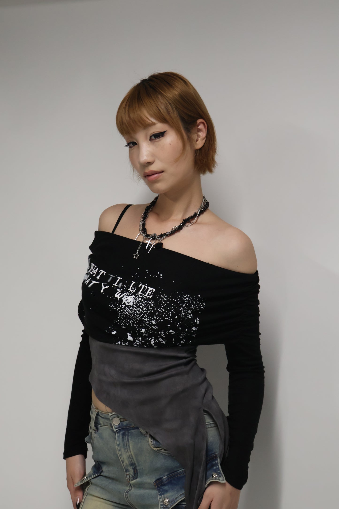 Midnight off-Shoulder A290