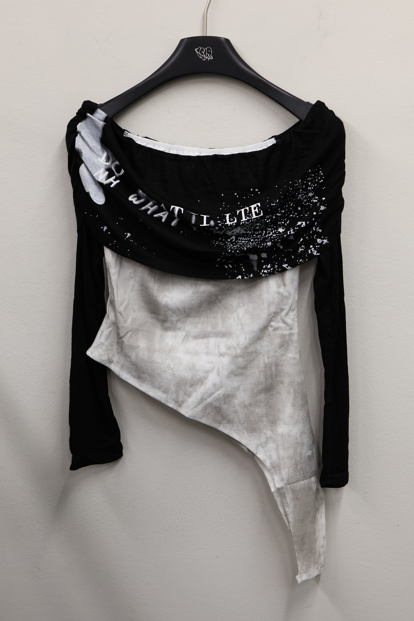 Midnight off-Shoulder A290