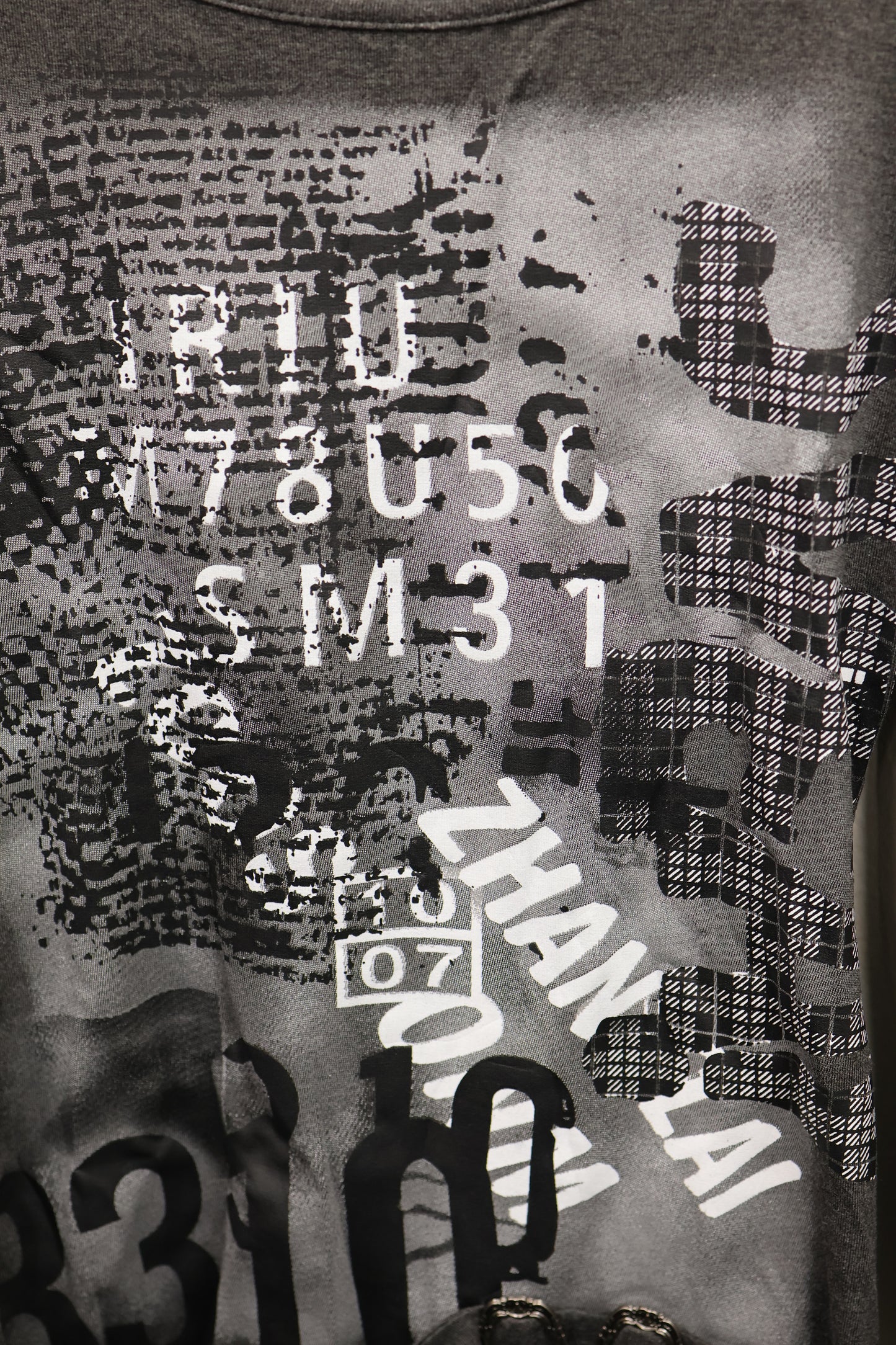 25-933 Code Print Top A357