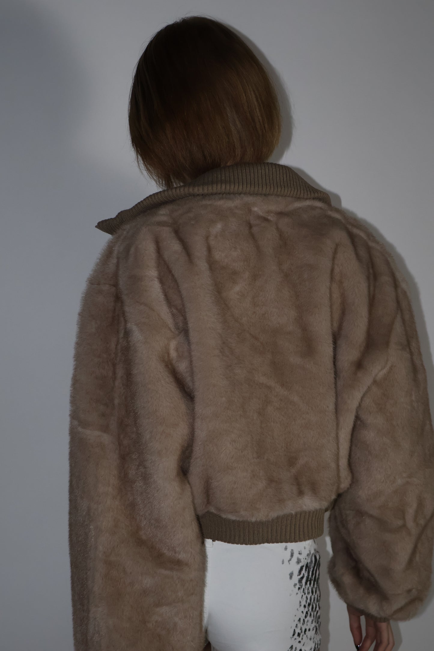 24-K46 stand furouter A360