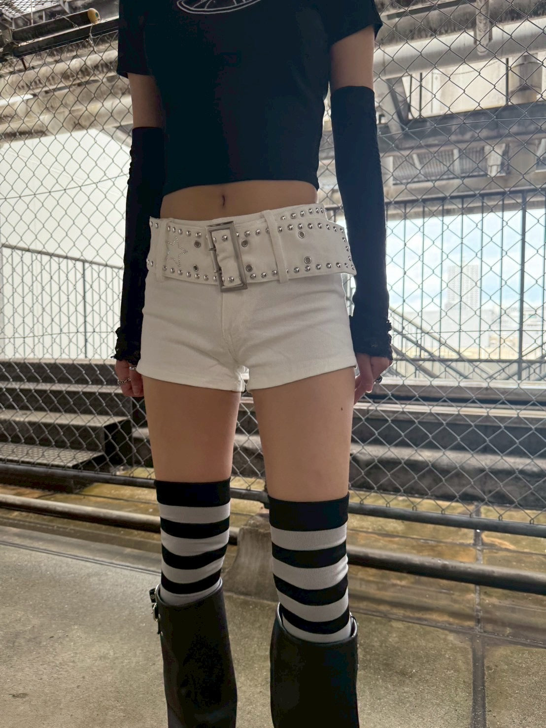 25-K31 studsbelt skirt A178