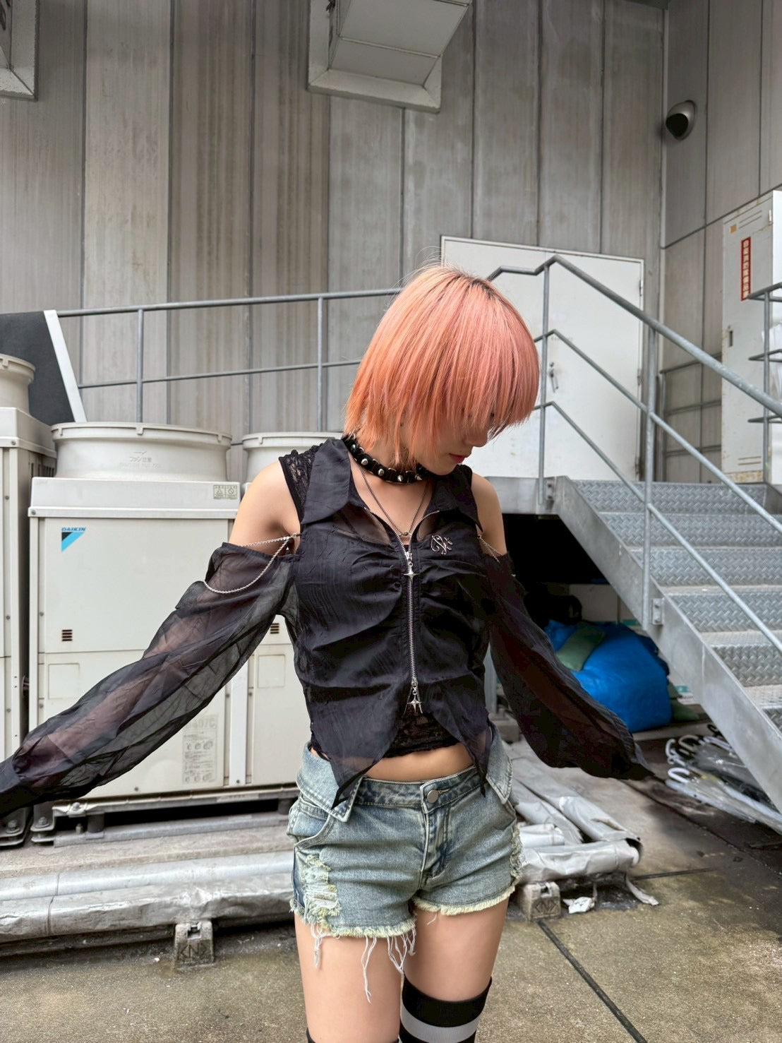 shoulder holeshirts A84