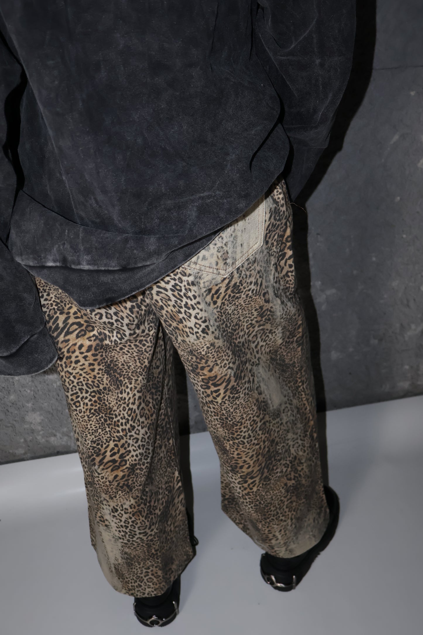 Leo loose pants A266