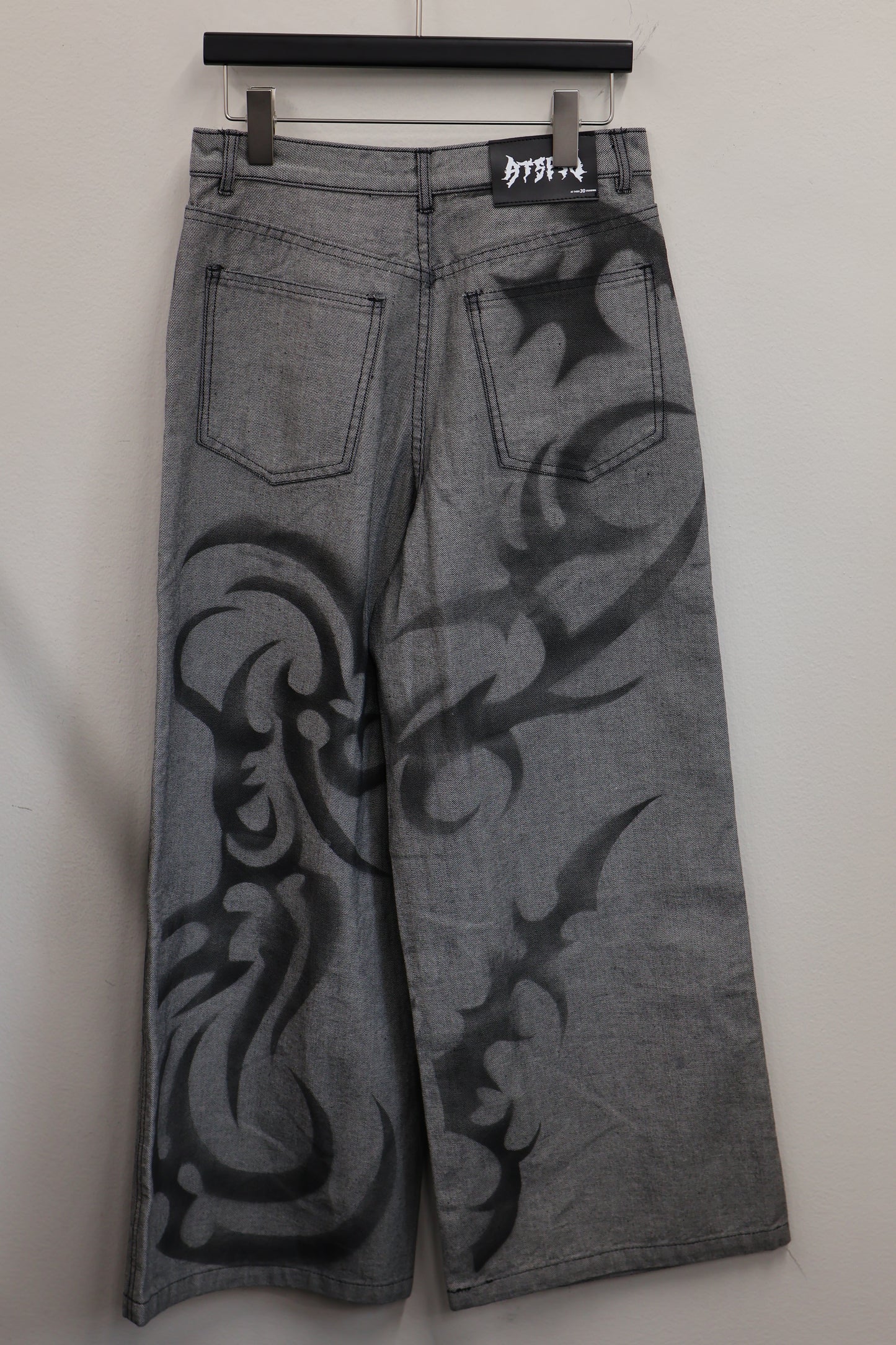 25-K18 3paint denim A402