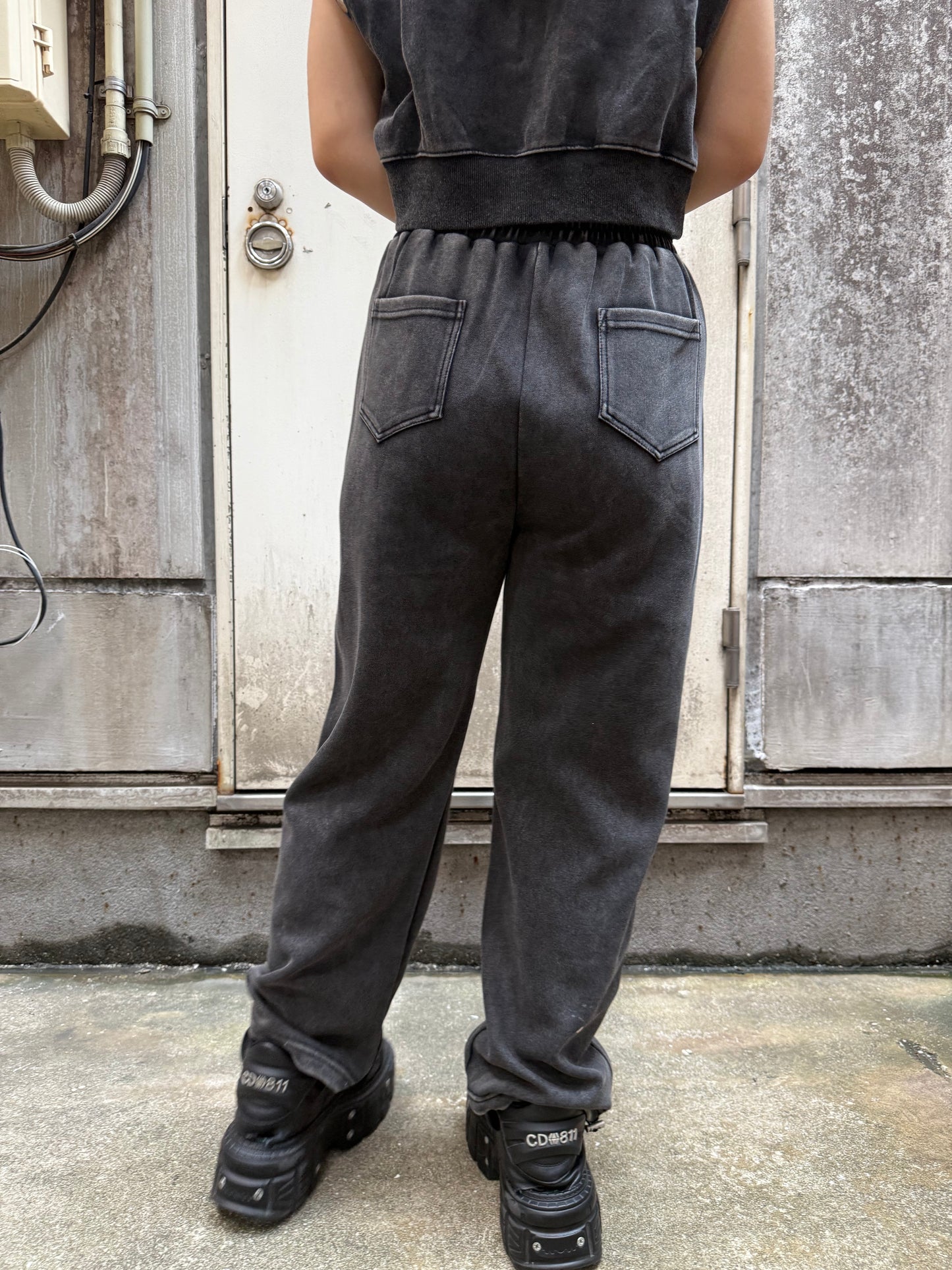 Coal Wide Pants A280
