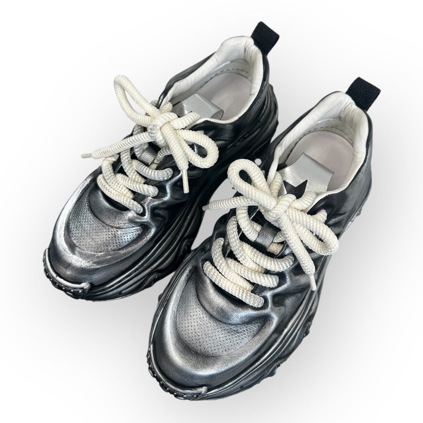 processing sneaker S1