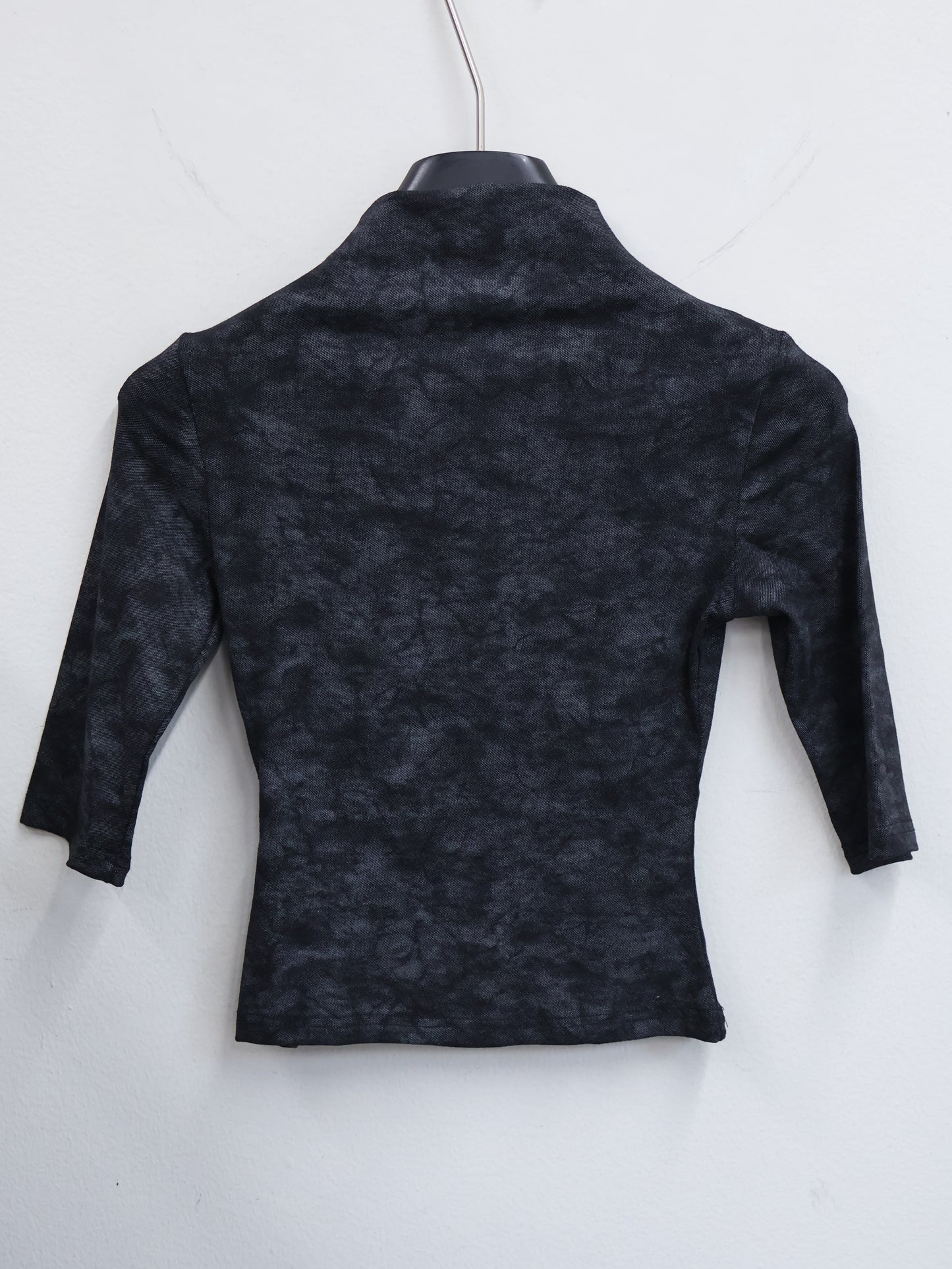 Dust Long Sleeve A517