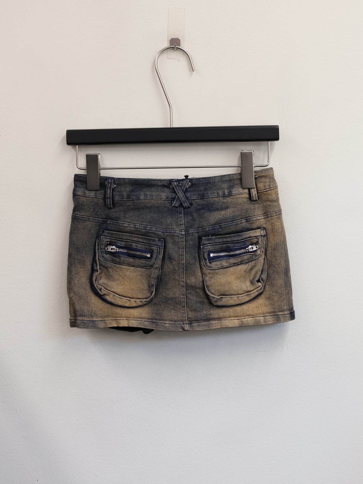 Rouge Mini Skirt A454