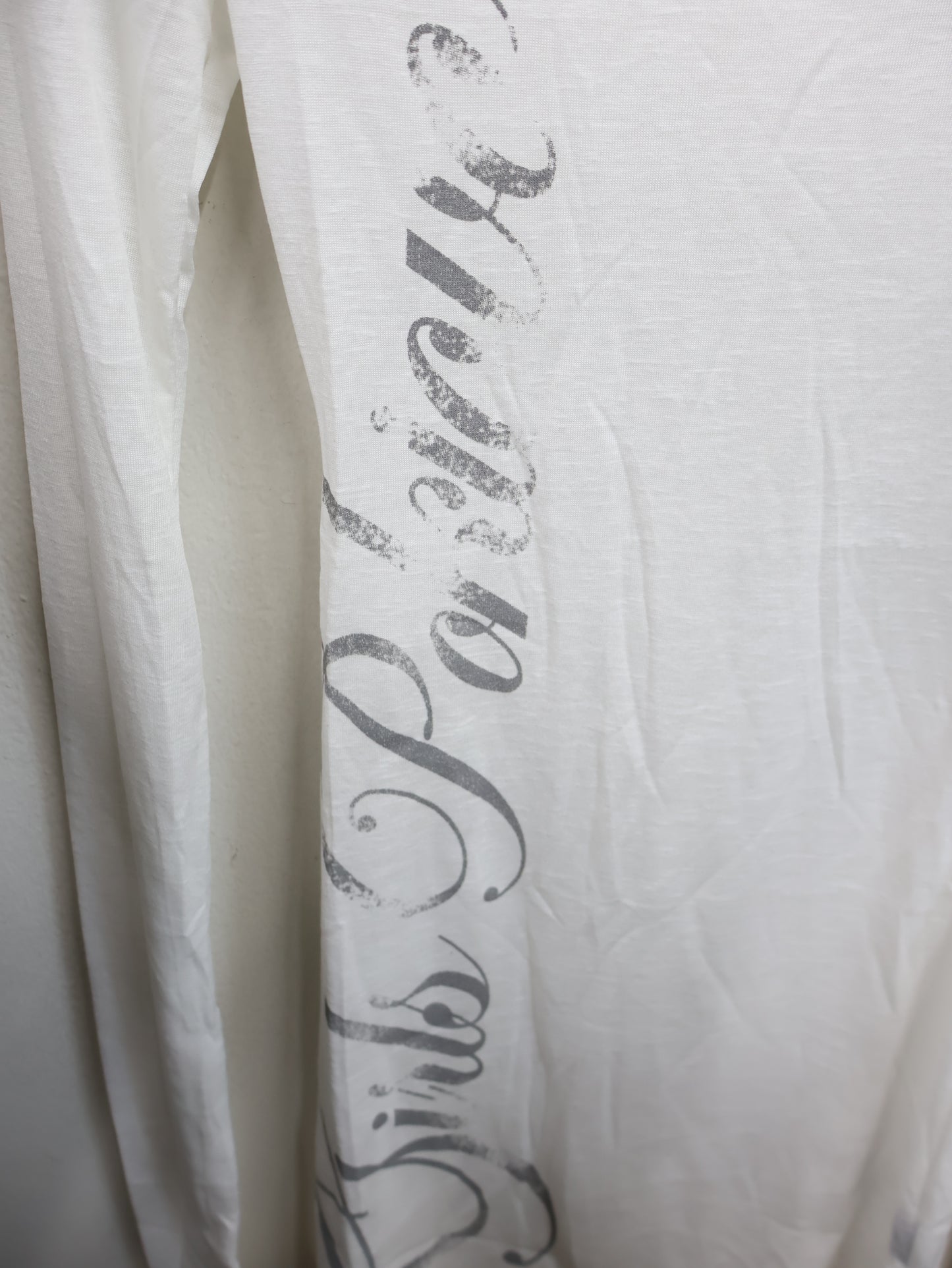 Script Long Sleeve A536
