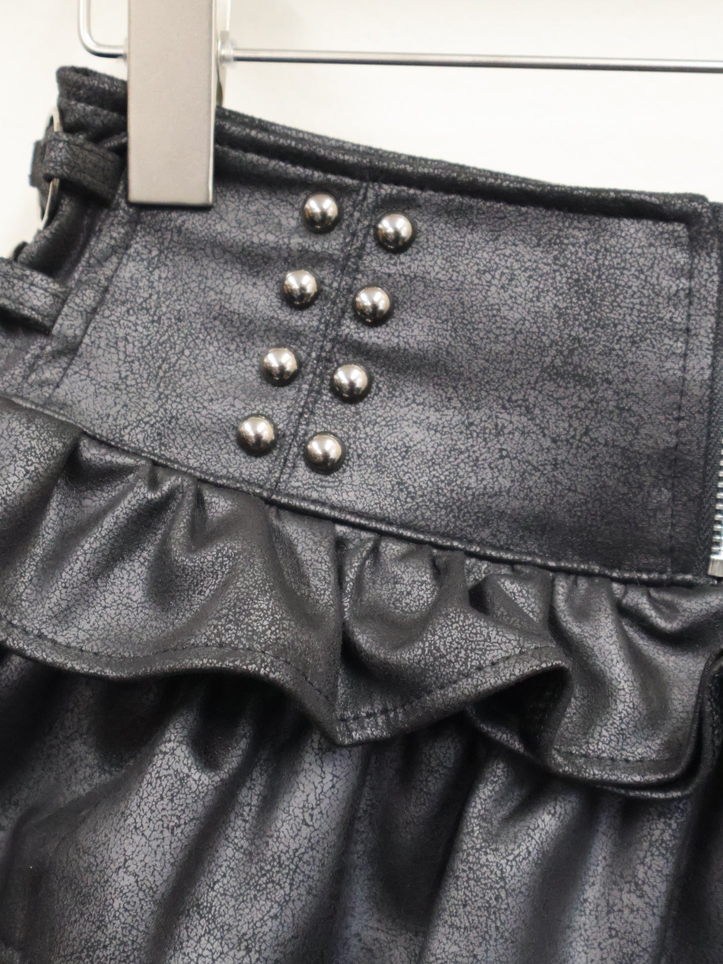 Ruffle Leather Skirt A490