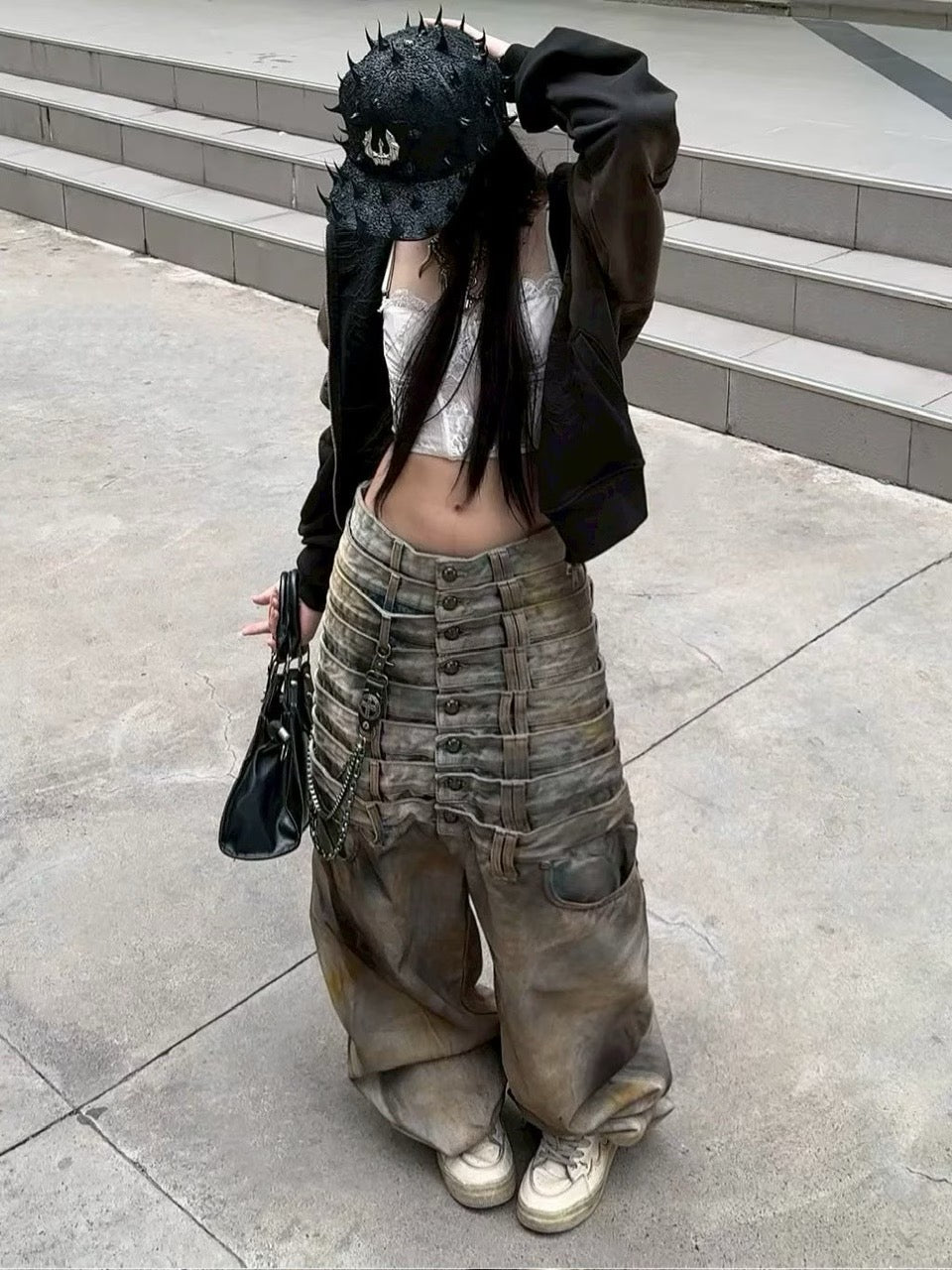 UNIZ 8 Backs J-Cut Pants