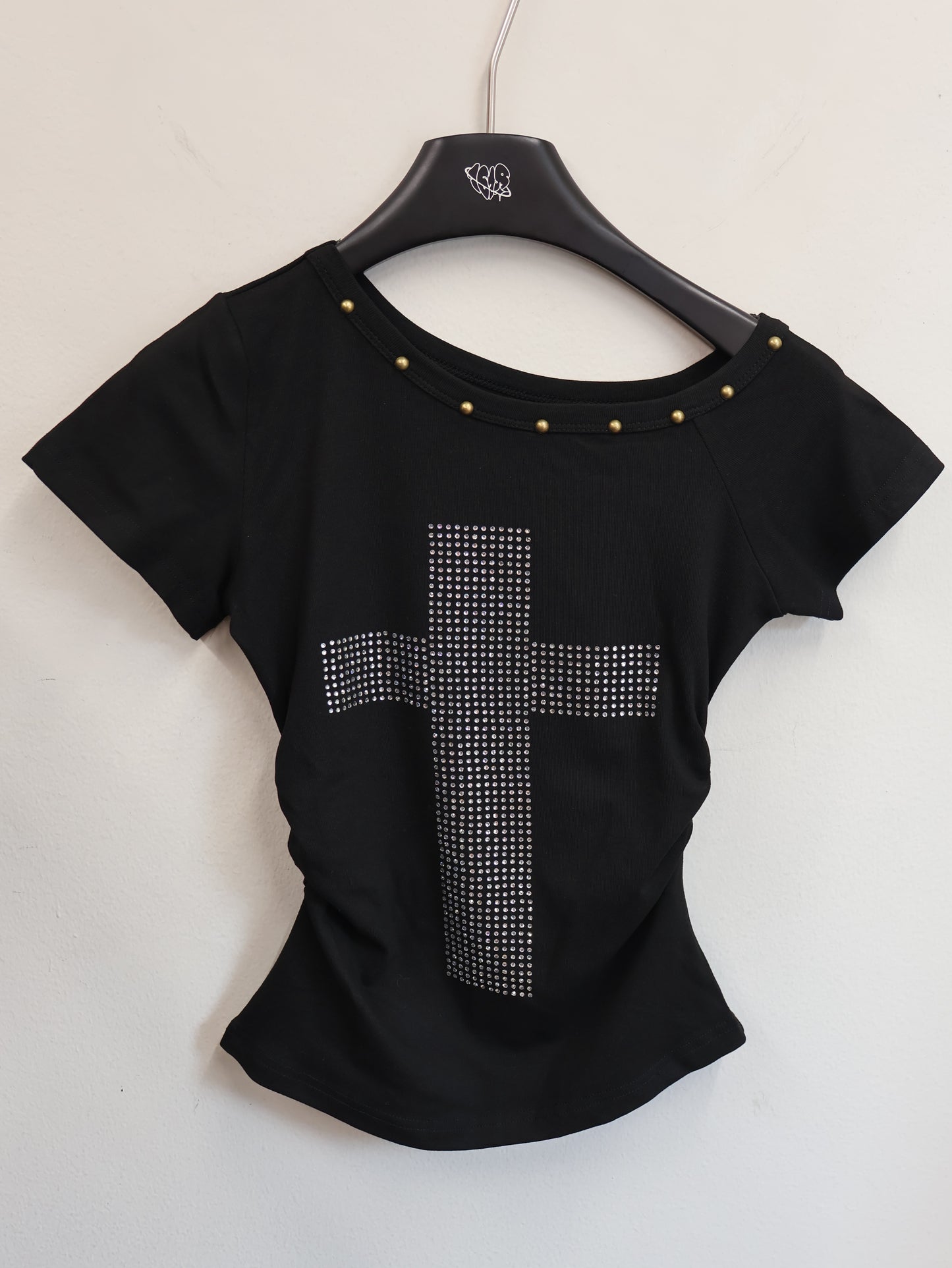 Stud Cross Tee A510