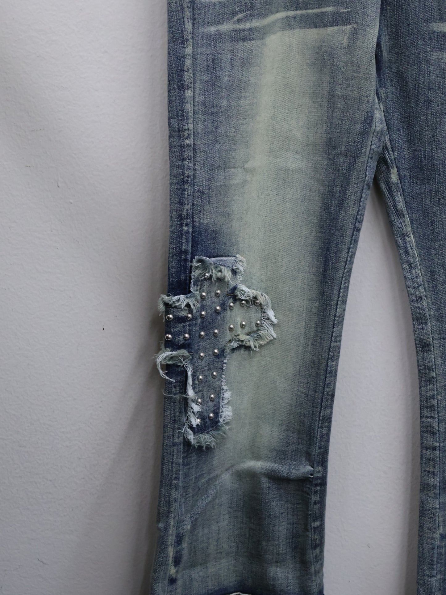 Slice Cross Denim pants A525