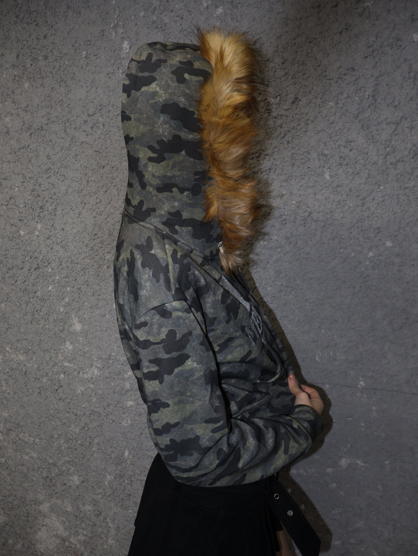 25-904 Fuzzy Camo hoddie A450