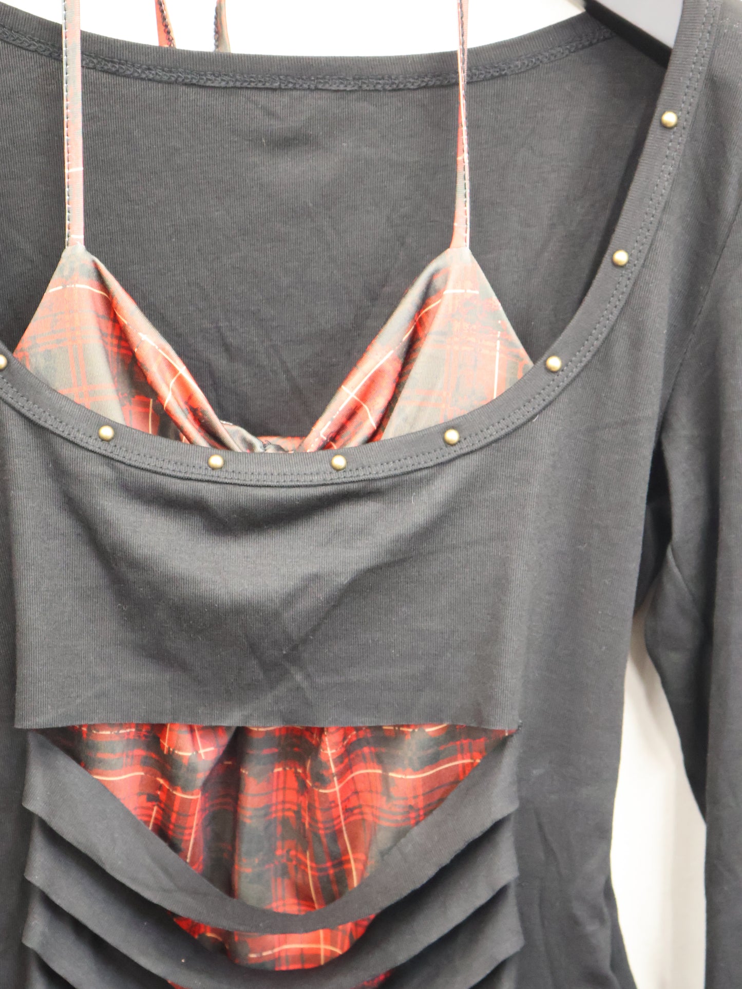 Rift Cutout Top A483