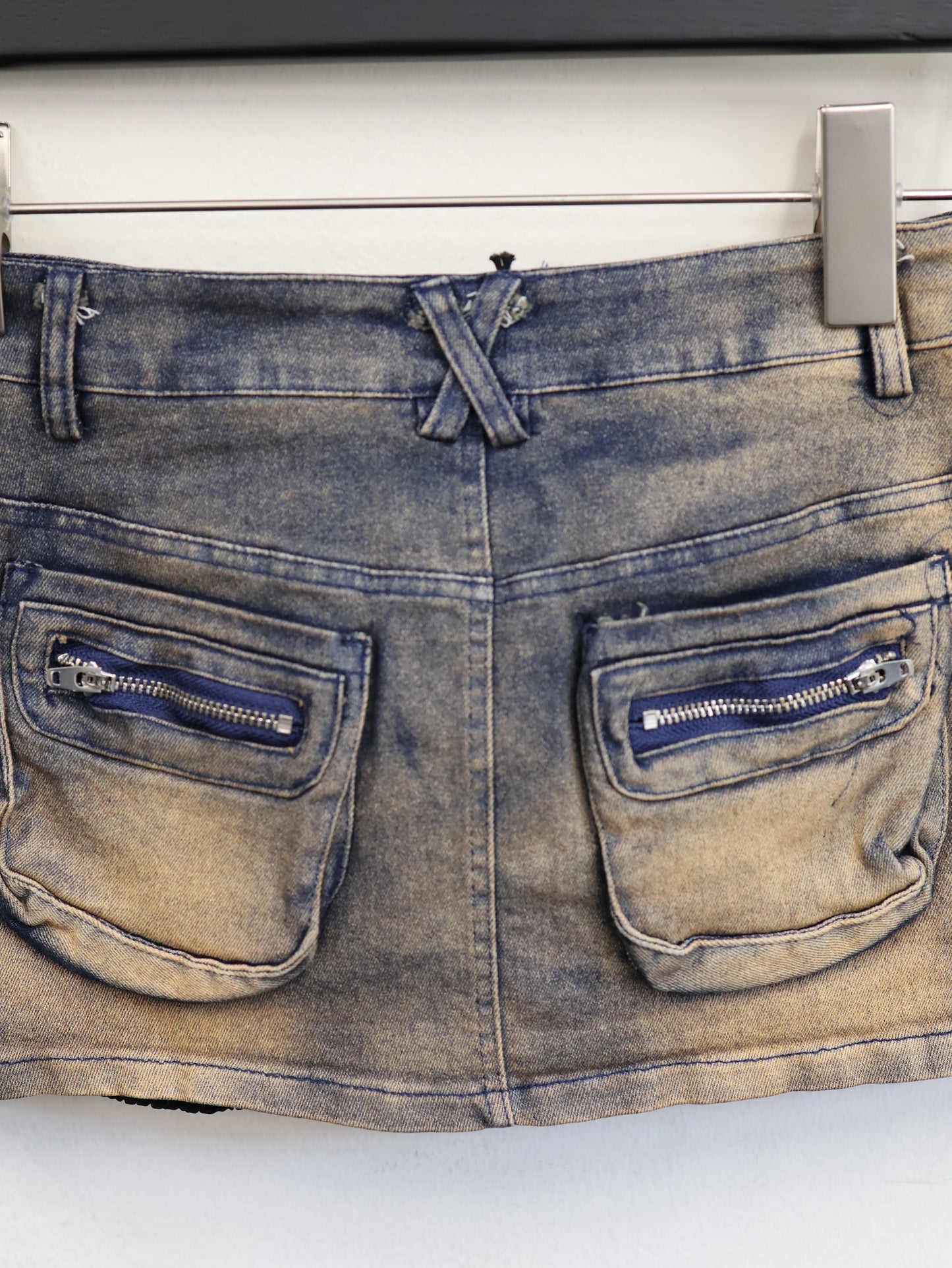 Rouge Mini Skirt A454