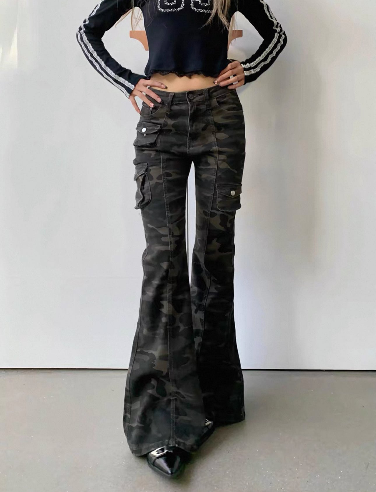 camo flare denim A25