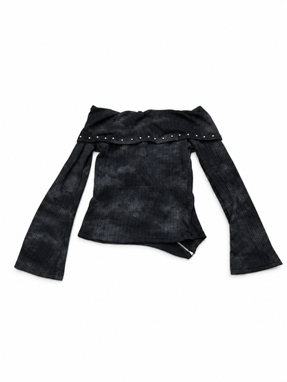 Graffiti Stud Top A673