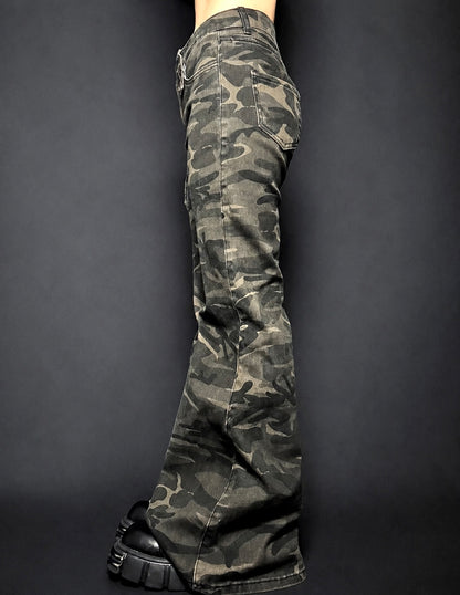 Ripped Camo Pants A326