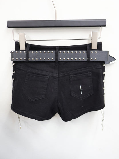 Fray Shorts  A534