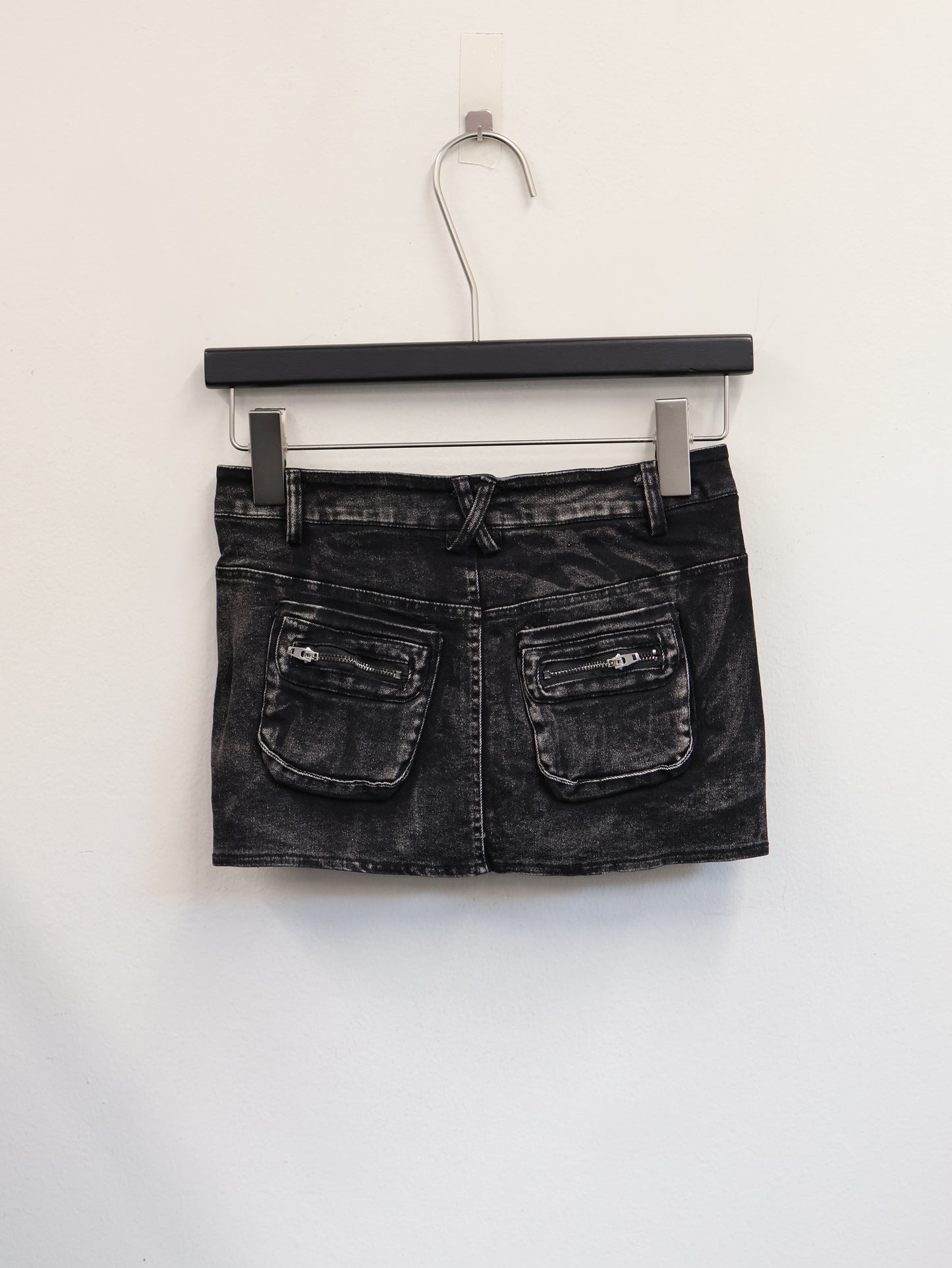 Rouge Mini Skirt A454