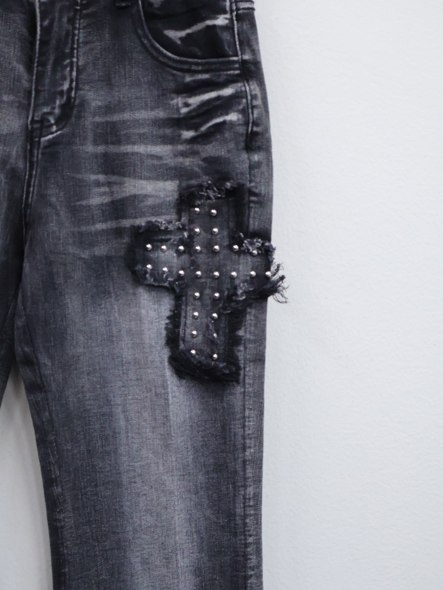 Slice Cross Denim pants A525