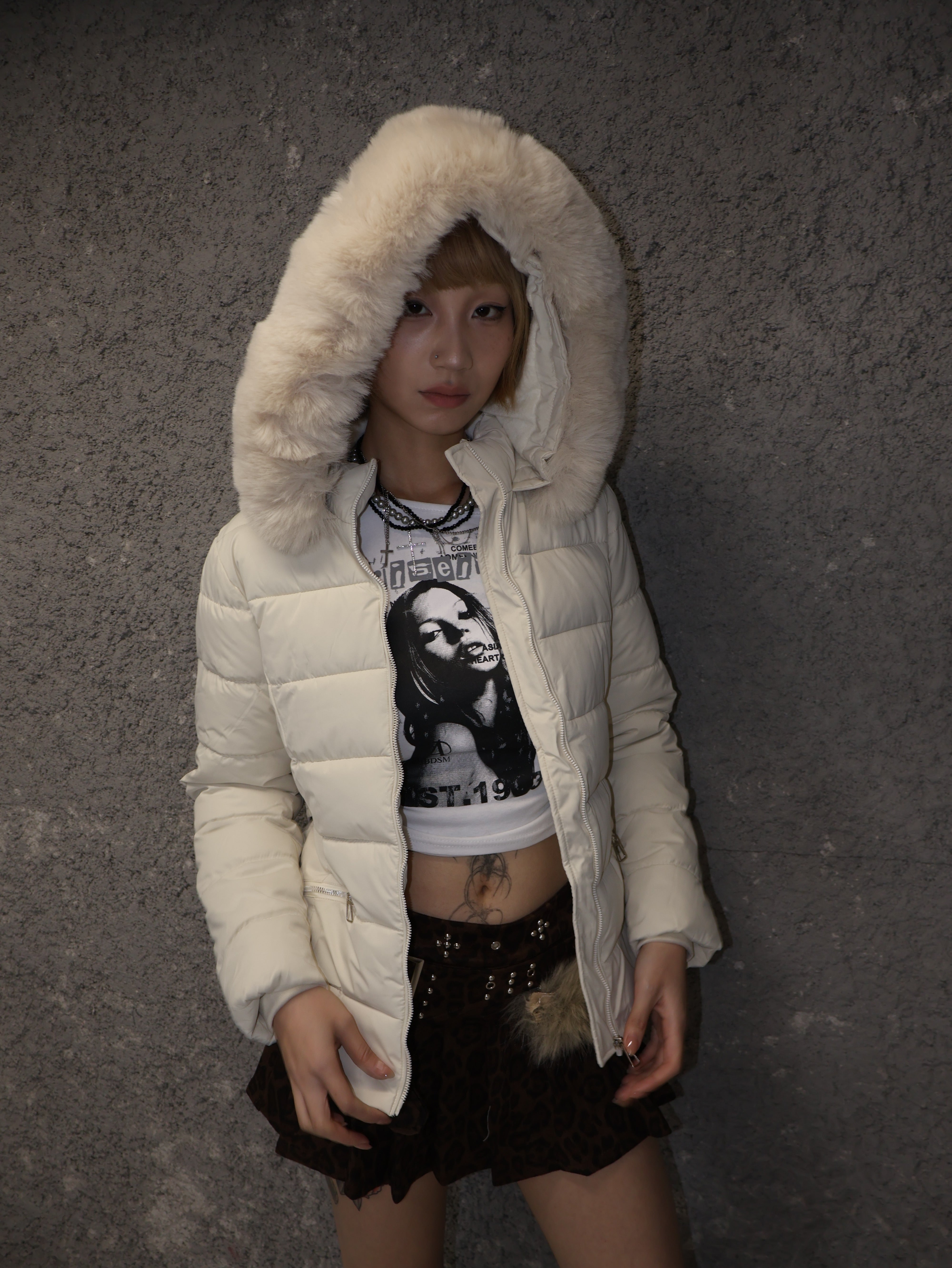 アウター – 1618