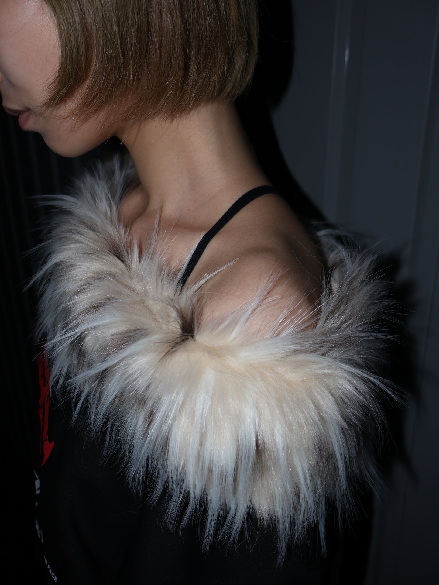 25-905 Holy Fur sweat A429