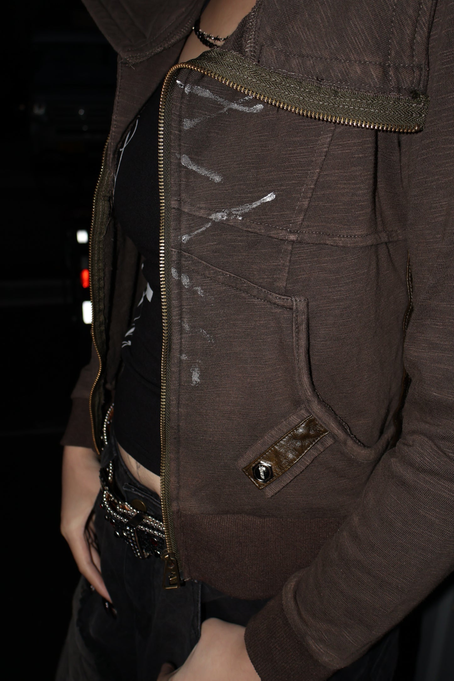 25-926 Slash Zip Hoodie A425