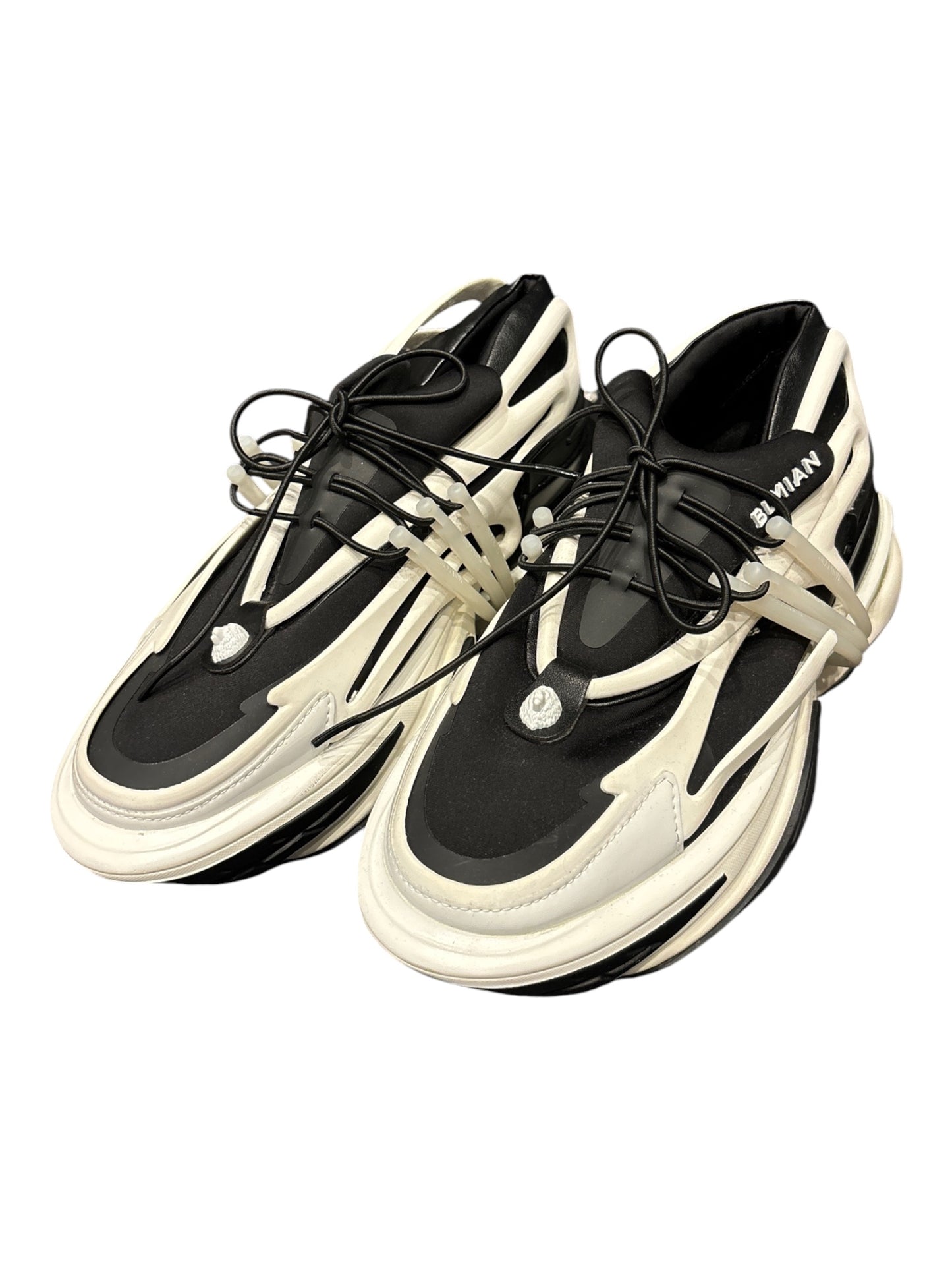 24R1 technical sneaker A684