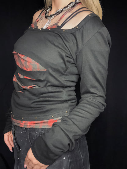 Rift Cutout Top A483