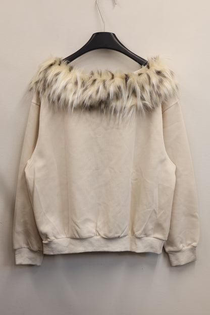 25-905 Holy Fur sweat A429