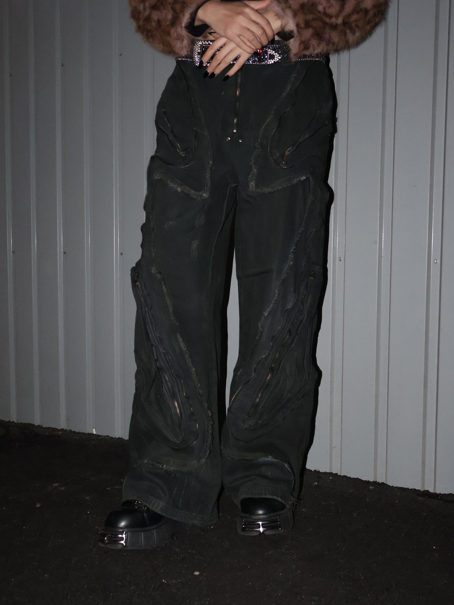 metal zip flare denim　A436